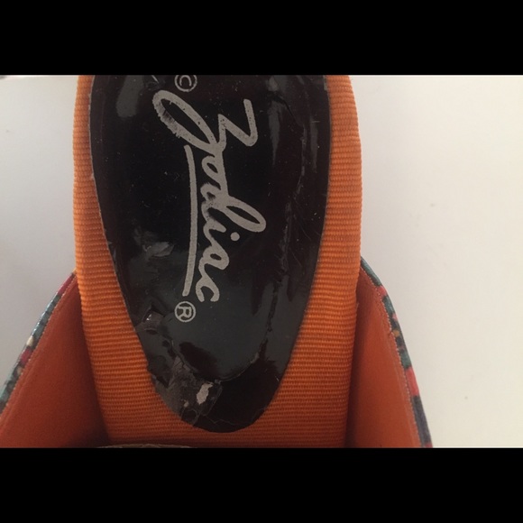 SOLD 90s Psychedelic Platforms Zodiac bratz - Picture 8 of 8